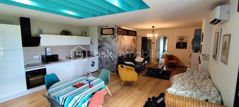 Propriété - 277 m² - 10 pièces