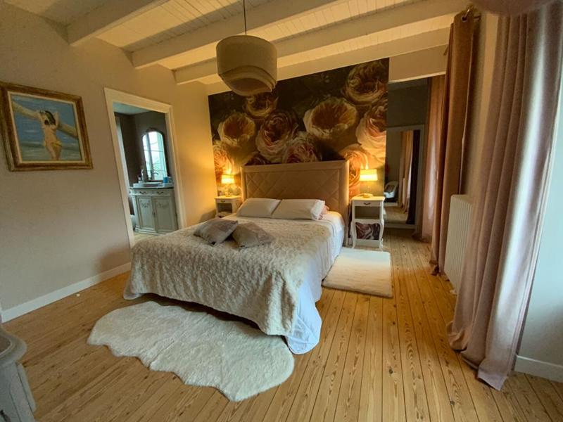 Corps de ferme - 291 m² - 10 pièces