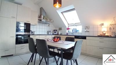 Maison - 240 m² - 6 pièces