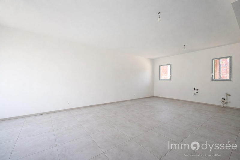 Villa - 100 m² - 4 pièces