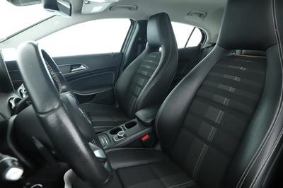 Mercedes Gla 250 Sensation 7g-Dct 211 ch
