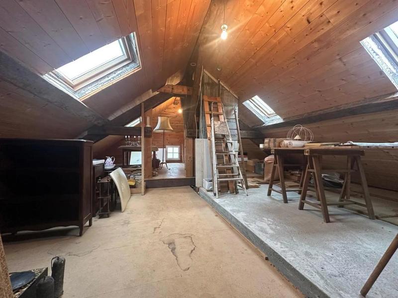 Maison - 177 m² - 7 pièces