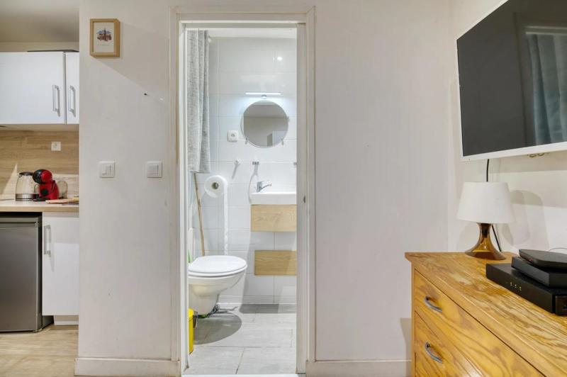 Studio - 14 m² - 1 pièce