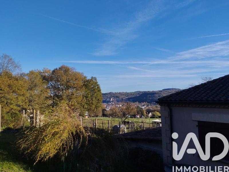 Maison - 140 m² - 4 pièces