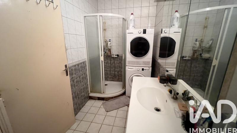 Maison - 181 m² - 8 pièces