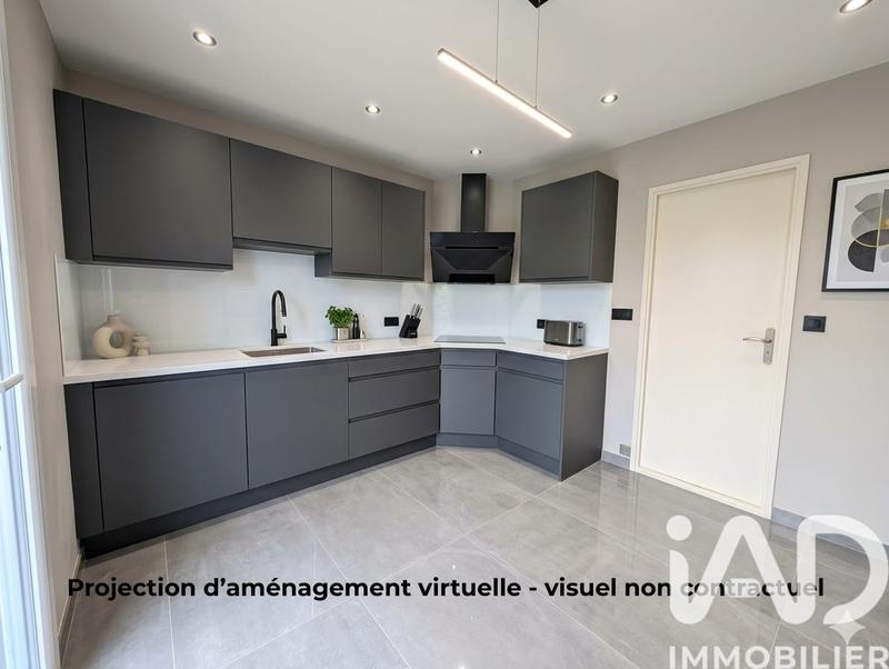 Maison - 90 m² - 5 pièces
