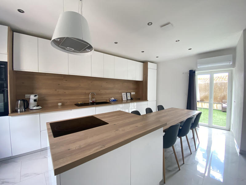 Immeuble - 147 m² - 7 pièces