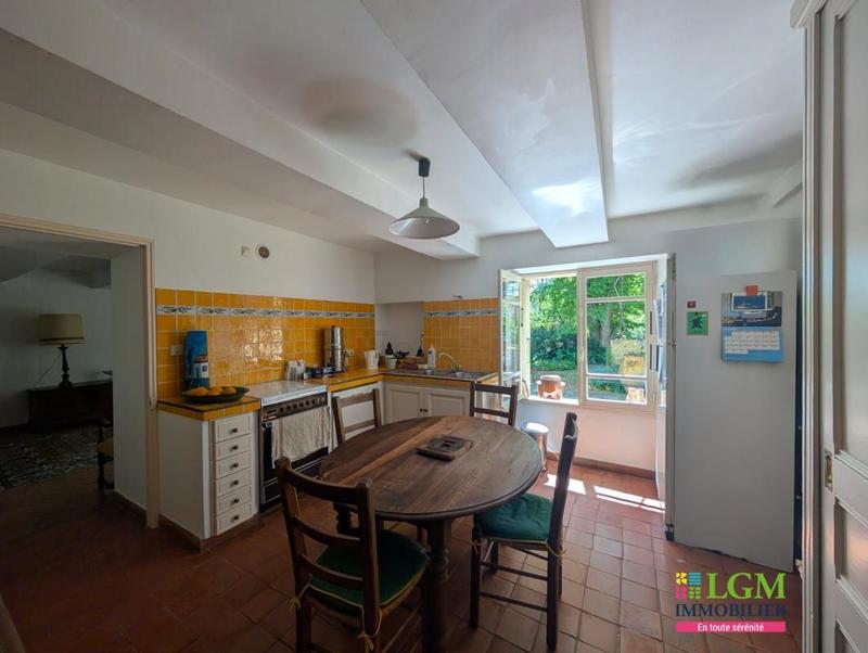 Mas - 107 m² - 5 pièces