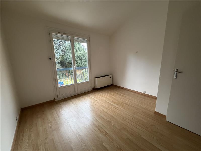 Maison - 93 m² - 5 pièces