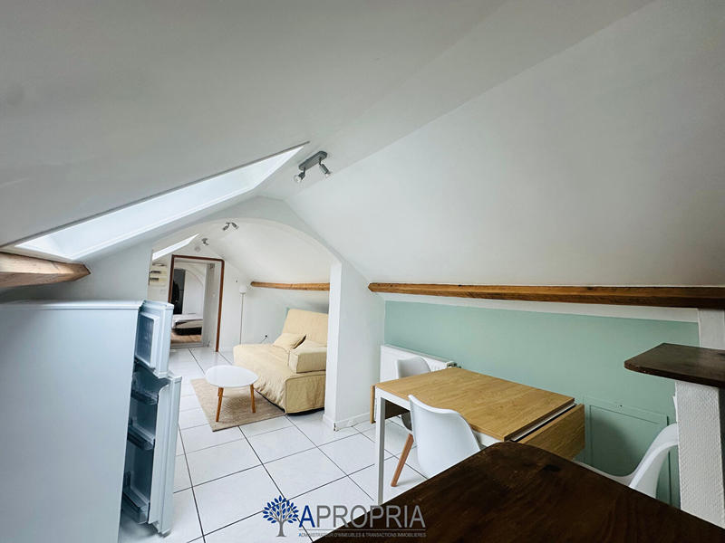 Appartement - 16 m² - 2 pièces