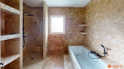 Maison - 143 m² - 4 pièces