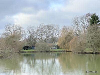 Terrain de loisirs - 25 730 m²