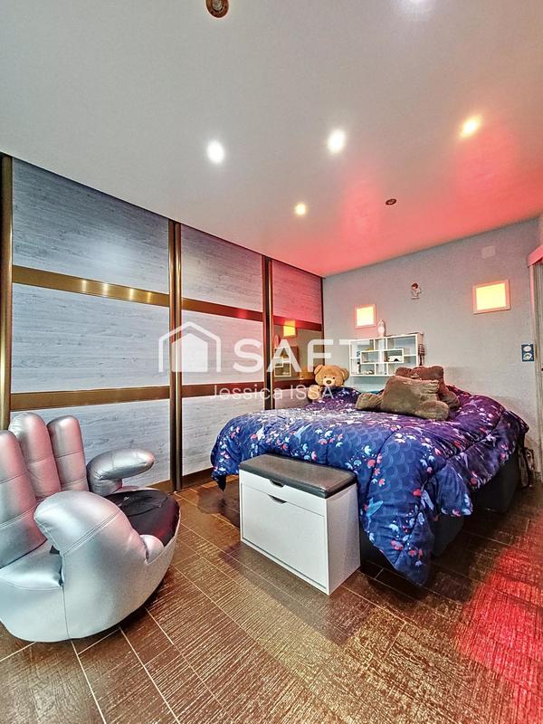 Appartement - 119 m² - 6 pièces