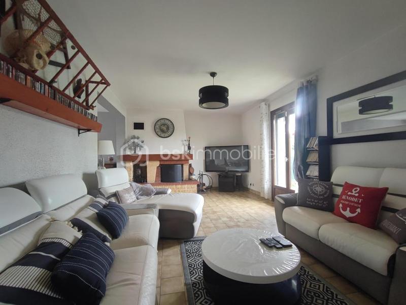 Maison - 140 m² - 5 pièces