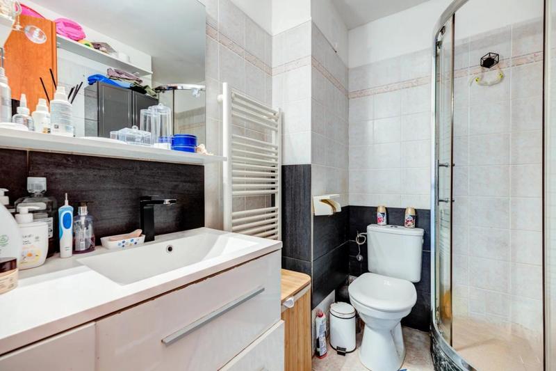 Villa - 100 m² - 3 pièces