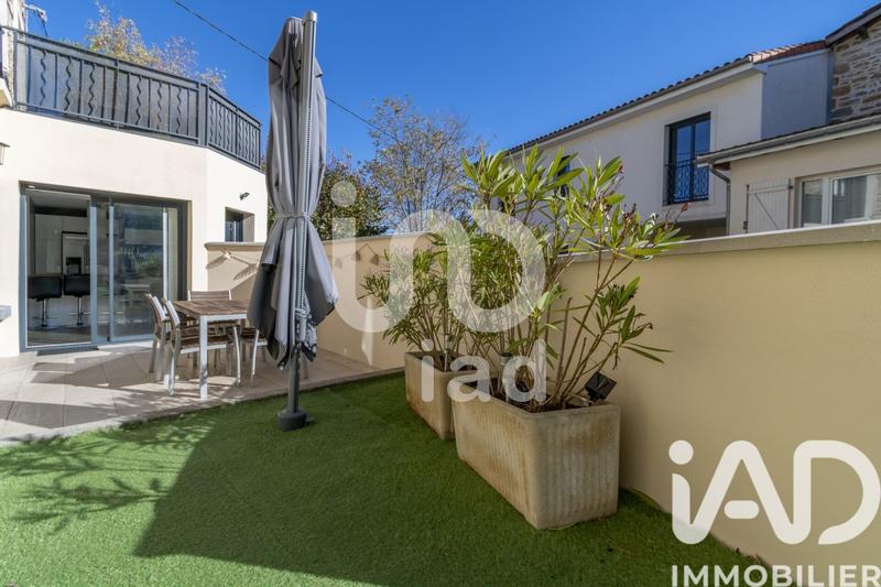 Maison de ville - 112 m² - 5 pièces