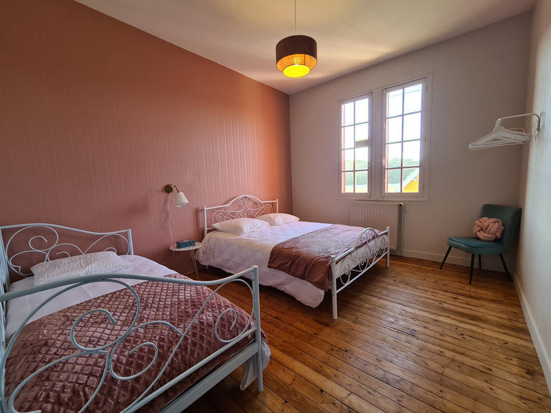 Propriété - 400 m² - 15 pièces