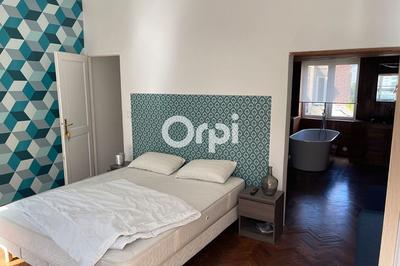 Maison - 178 m² - 7 pièces