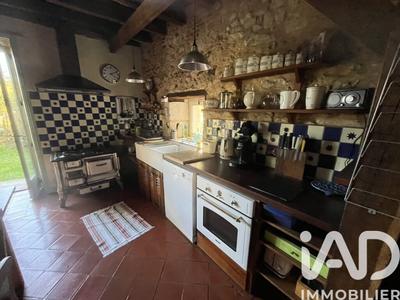 Maison - 350 m² - 11 pièces