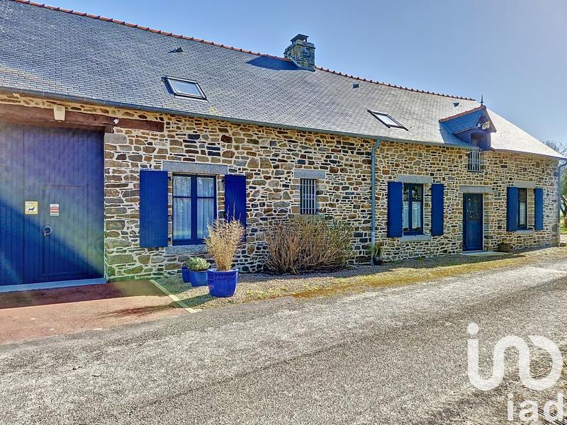 Maison - 214 m² - 7 pièces