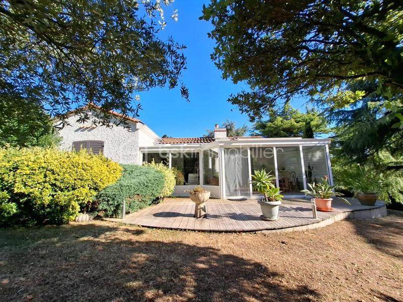 Maison traditionnelle - 136 m² - 6 pièces