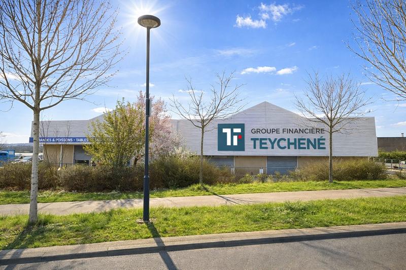 Local commercial - 1 267 m²