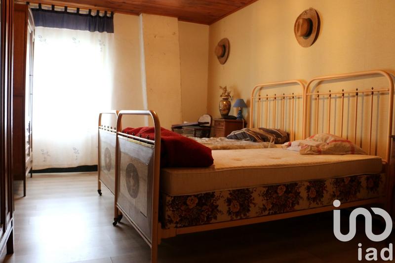 Maison - 180 m² - 6 pièces