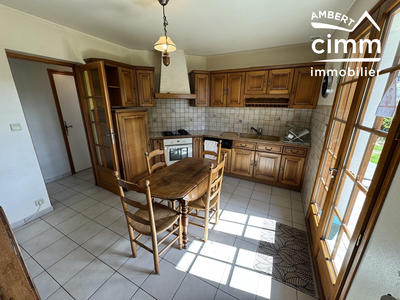 Maison - 146 m² - 7 pièces