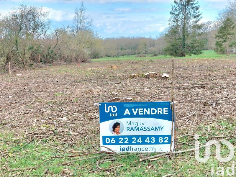 Terrain - 3 738 m²