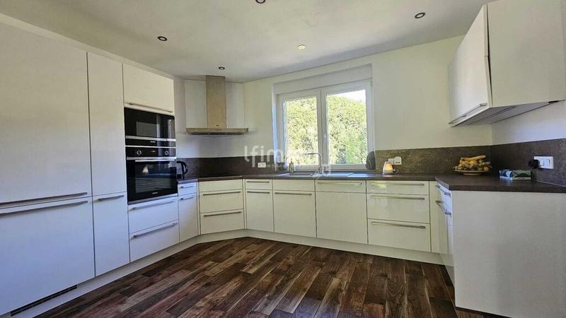 Maison - 117 m² - 6 pièces