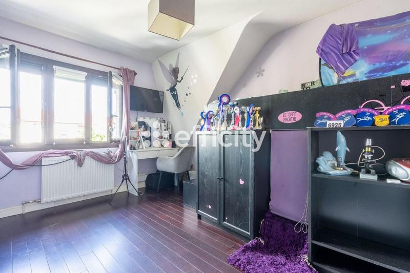 Maison - 165 m² - 5 pièces