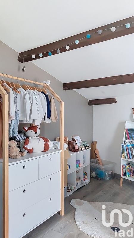 Maison - 225 m² - 10 pièces