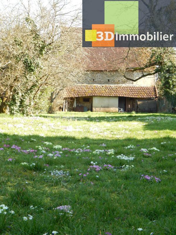 Maison - 1 670 m² - 9 pièces