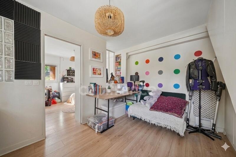 Appartement - 115 m² - 6 pièces