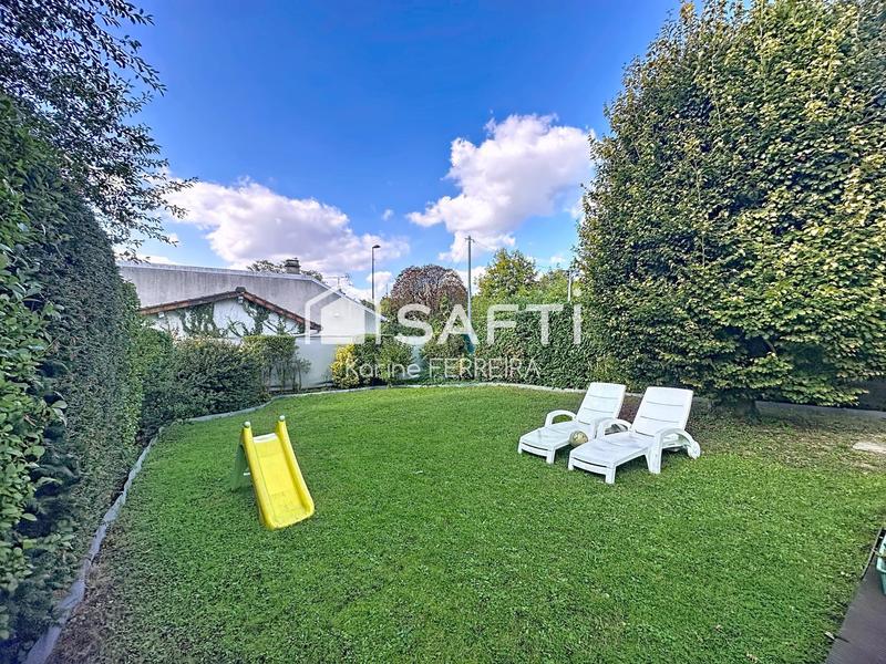 Maison - 92 m² - 5 pièces