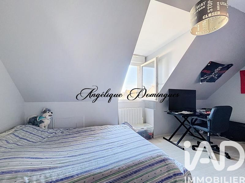 Maison - 242 m² - 10 pièces