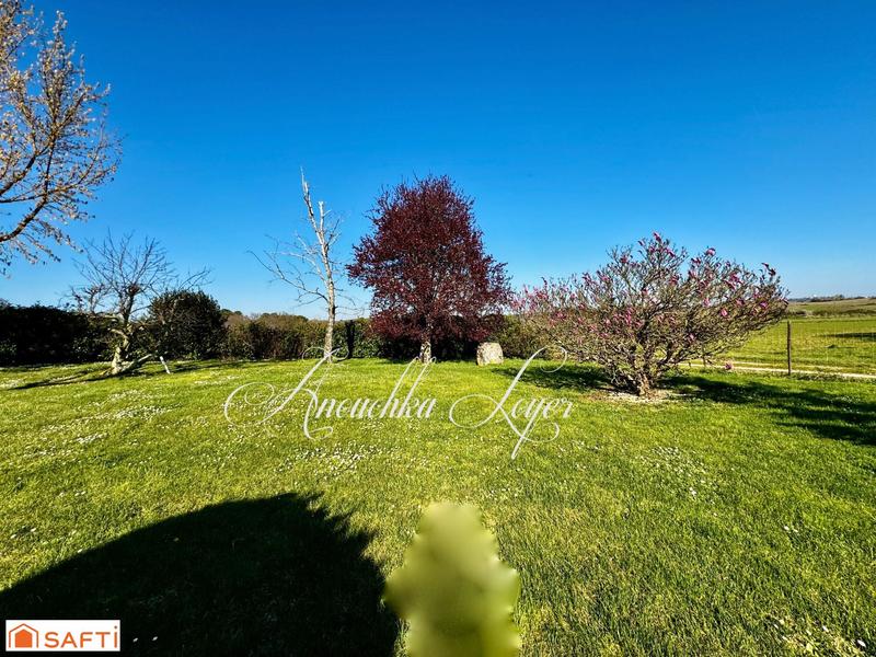 Maison - 280 m² - 9 pièces