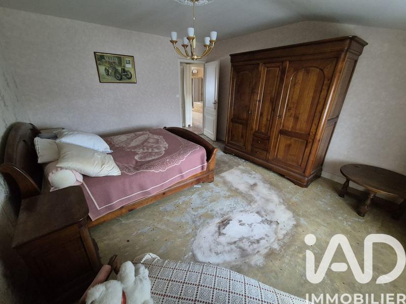 Maison - 287 m² - 8 pièces