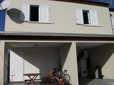 Maison - 180 m² - 10 pièces