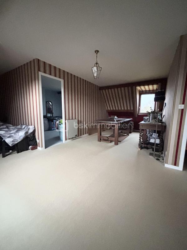 Maison ancienne - 148 m² - 3 pièces