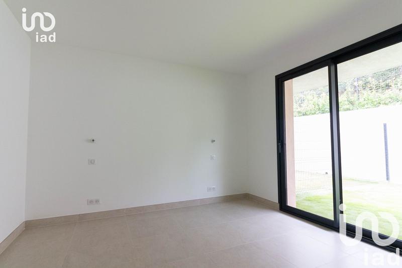 Appartement - 92 m² - 4 pièces