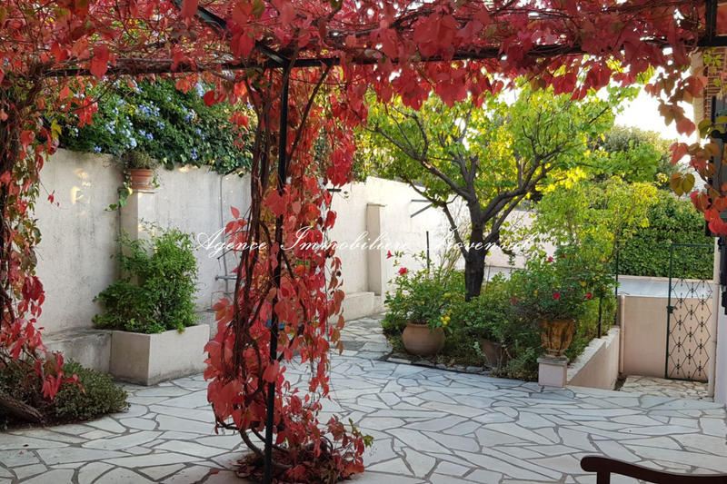 Maison - 168 m² - 2 pièces