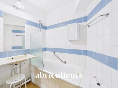 Studio - 28 m² - 1 pièce