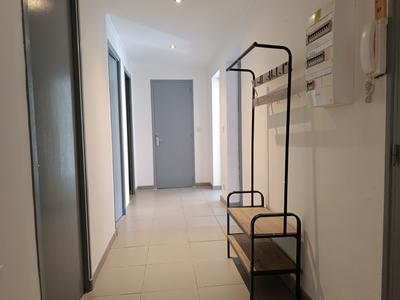 Appartement - 84 m² - 3 pièces