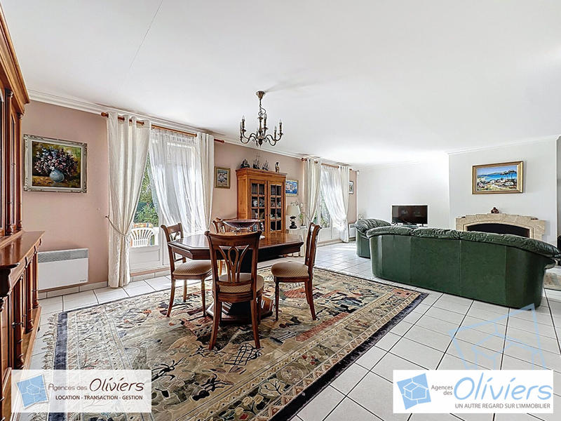 Maison - 164 m² - 7 pièces