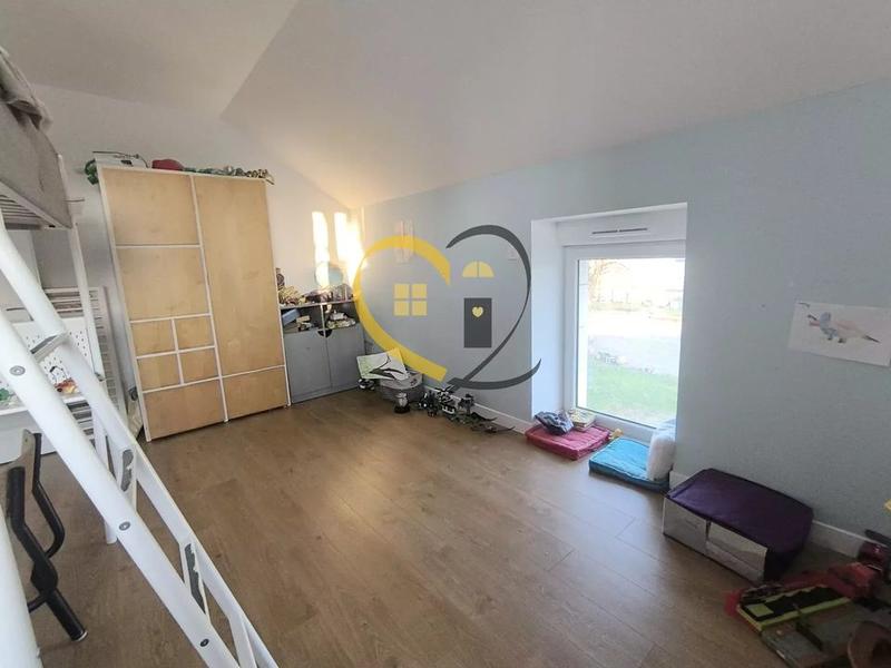 Maison de ville - 254 m² - 1 pièce