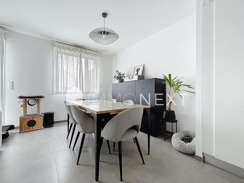 Maison - 88 m² - 5 pièces