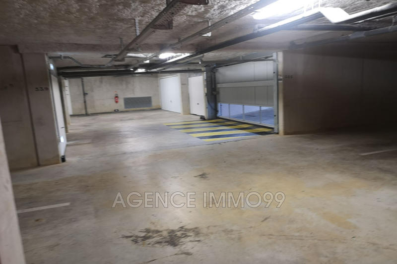 Parking / Garage - 13 m²
