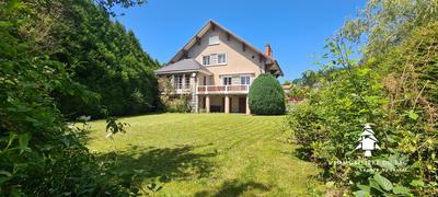 Maison bourgeoise - 235 m² - 9 pièces