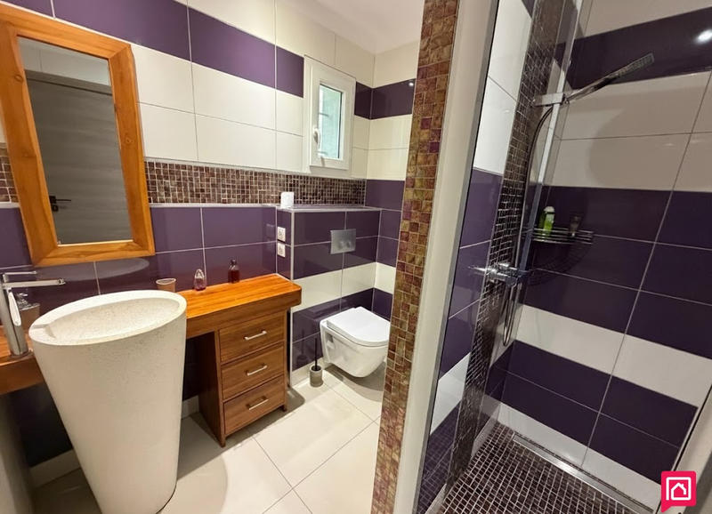 Maison - 165 m² - 6 pièces